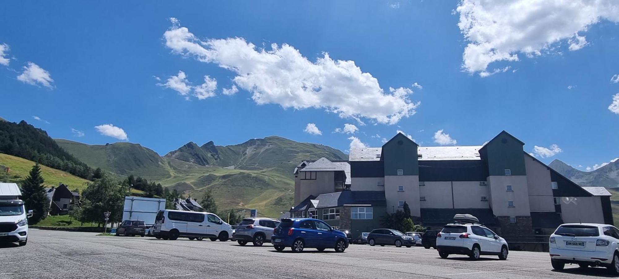 Le Louchonnais, T2, Wifi, 4 Personnes Apartamento Bagnères-de-Luchon Exterior foto
