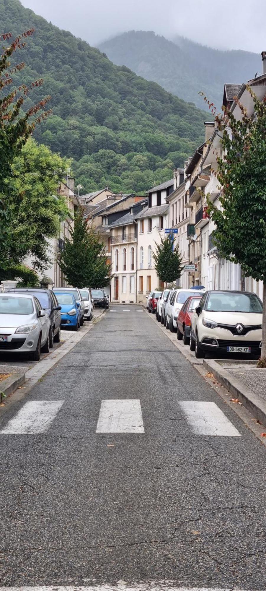 Le Louchonnais, T2, Wifi, 4 Personnes Apartamento Bagnères-de-Luchon Exterior foto