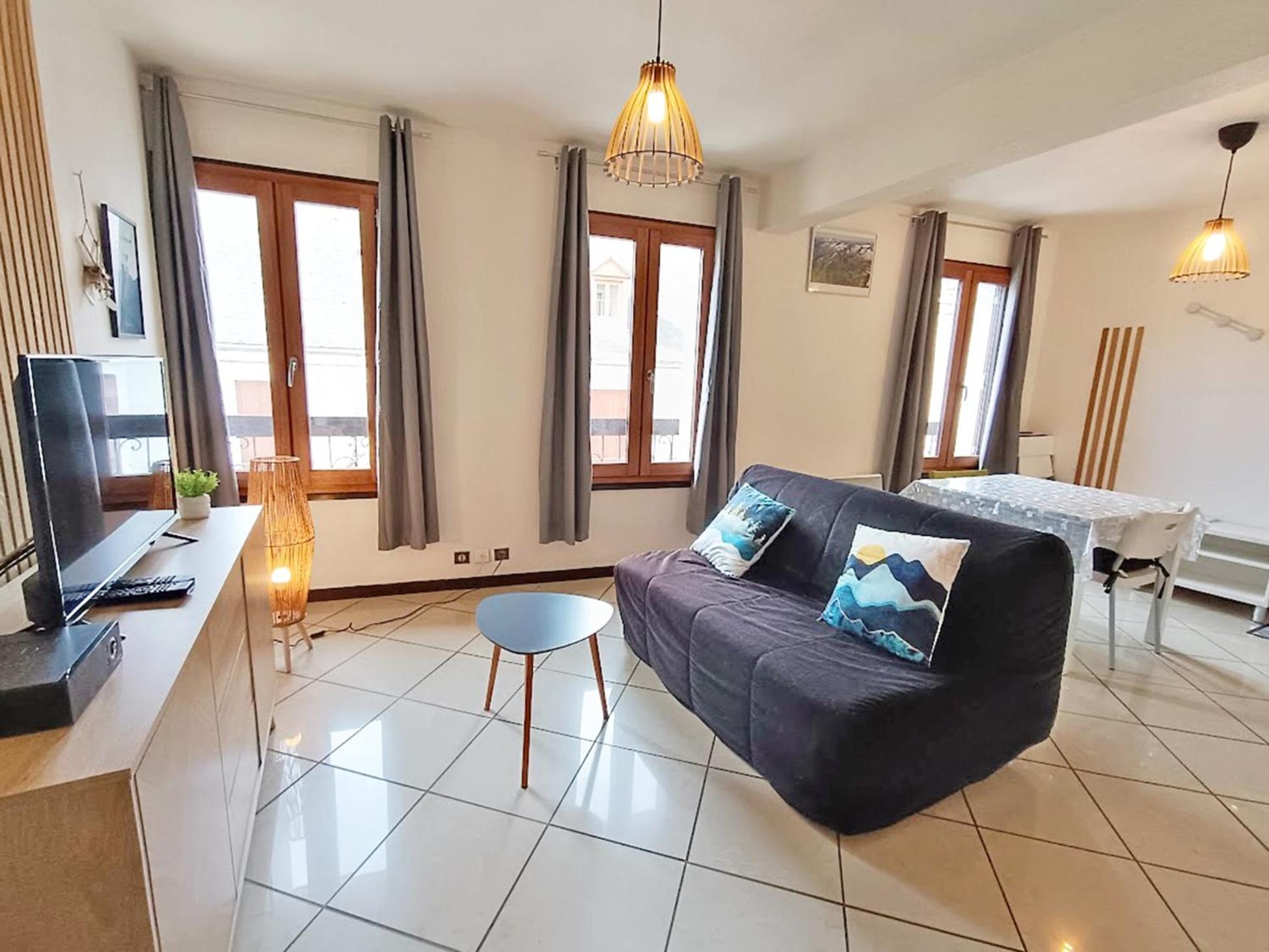 Le Louchonnais, T2, Wifi, 4 Personnes Apartamento Bagnères-de-Luchon Exterior foto