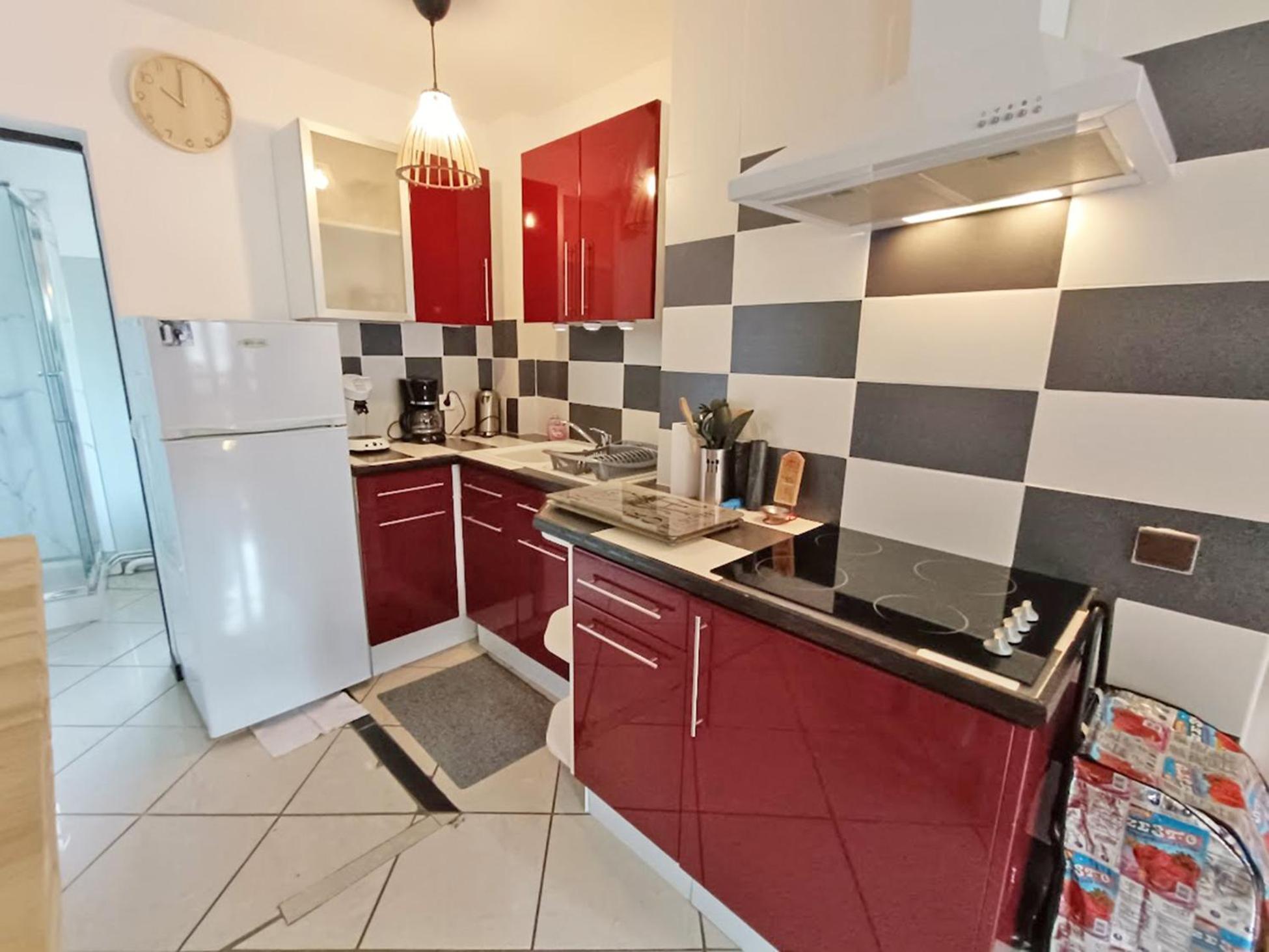 Le Louchonnais, T2, Wifi, 4 Personnes Apartamento Bagnères-de-Luchon Exterior foto